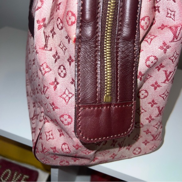 Louis Vuitton Cherry Color Josephine PM Bag - Picture 8 of 16